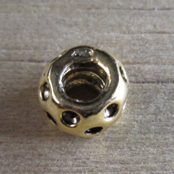 Gold plated sterling silver Dotted European Charm - Picture 7 of 7